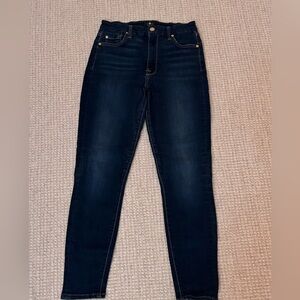 Womens never worn, 7 For all Mankind jeans. In amazing condition!